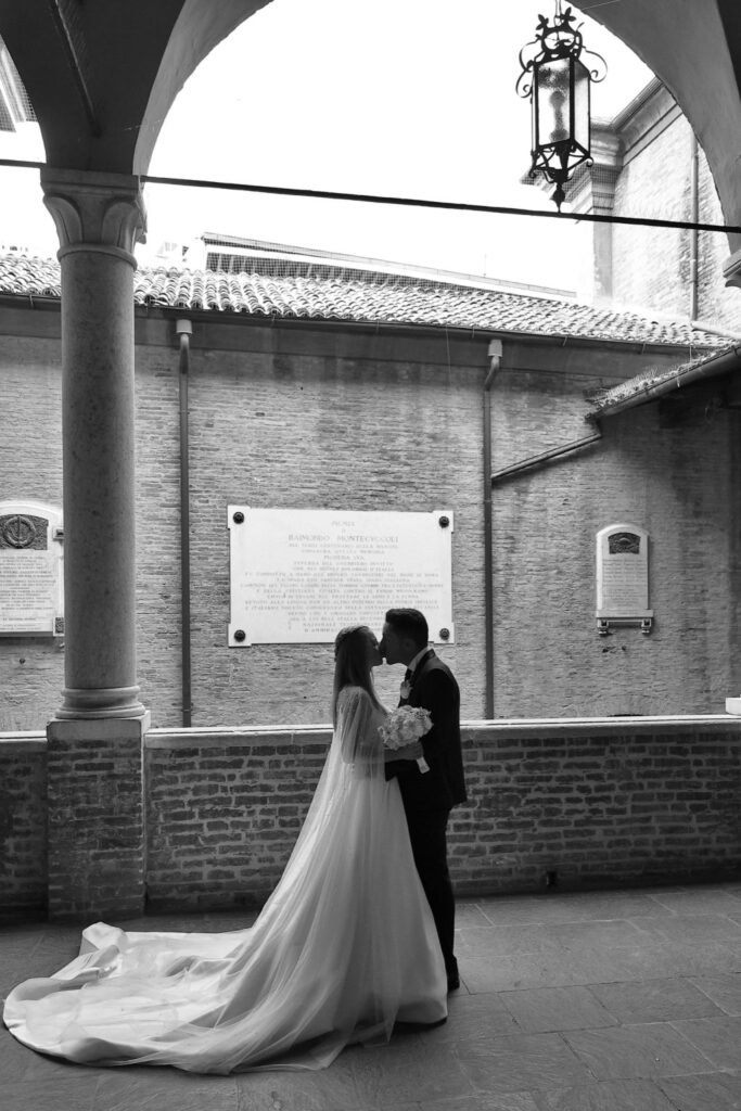 A + S — Un matrimonio a Formigine [DA COMPLETARE: data e luogo] (foto 8)